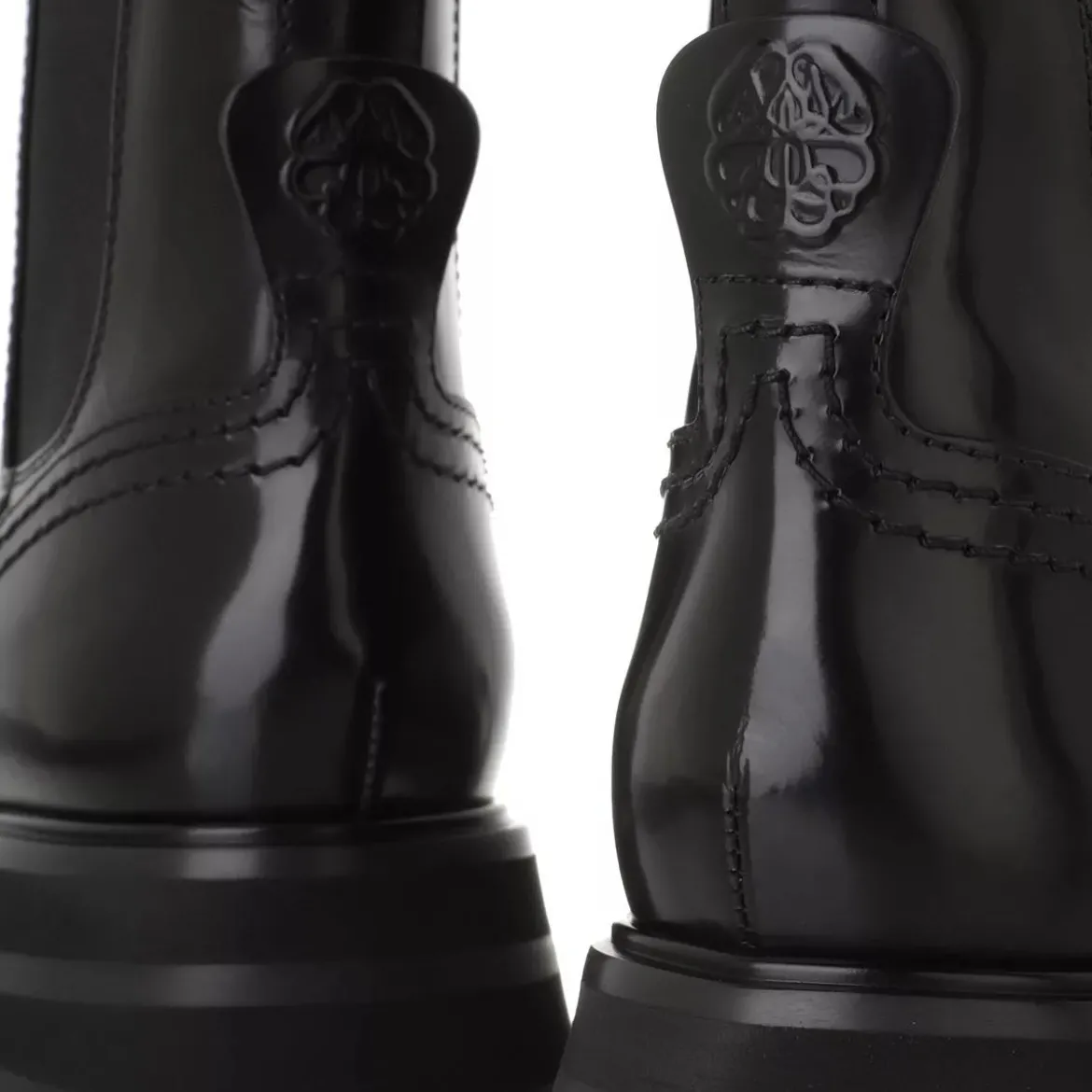 Alexander McQueen Wander Chelsea Boots Leather Black Chelsea Boots