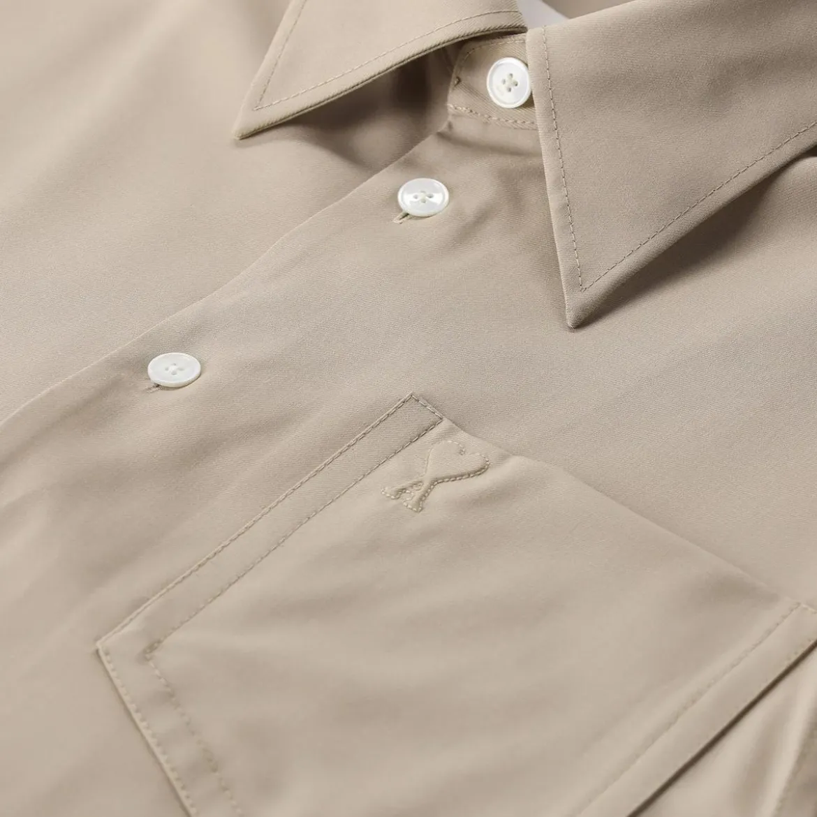 AMI Paris Blusenkleid in Midilänge beige Midikleid