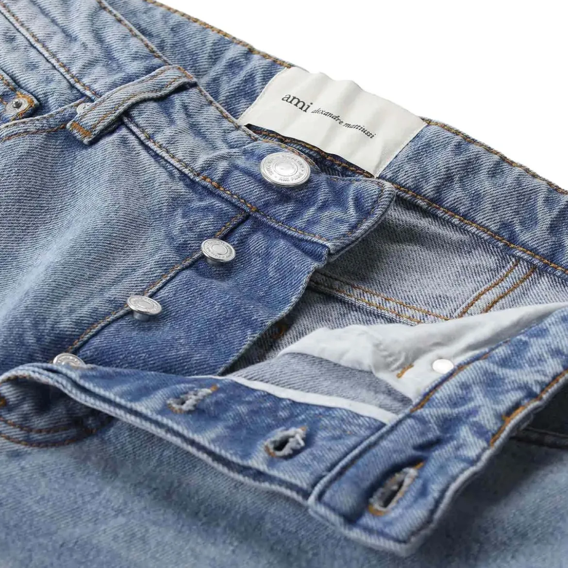 AMI Paris jean a coupe fuselee blau Tapered-Jeans