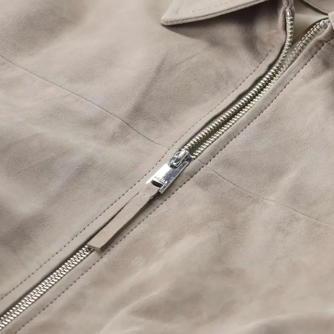 Arma Jacke Loua aus Veloursleder beige Lederjacke