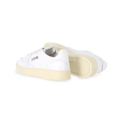Autry International Sneaker Medalist aus Leder 22 wht/black Schnürschuhe