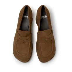 Camper Der neue feminine Absatzschuh für den Alltag ist i hell-braun Bootsschuhe