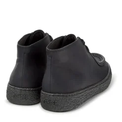 Camper Der Peu Terreno ist ein lässiger Schuh mit Rundumn schwarz Stiefel