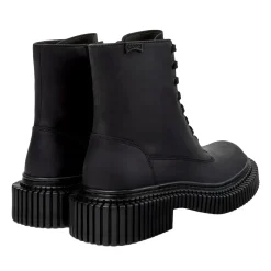 Camper Der qualitativ hochwertig und komfortabel designte schwarz Stiefel
