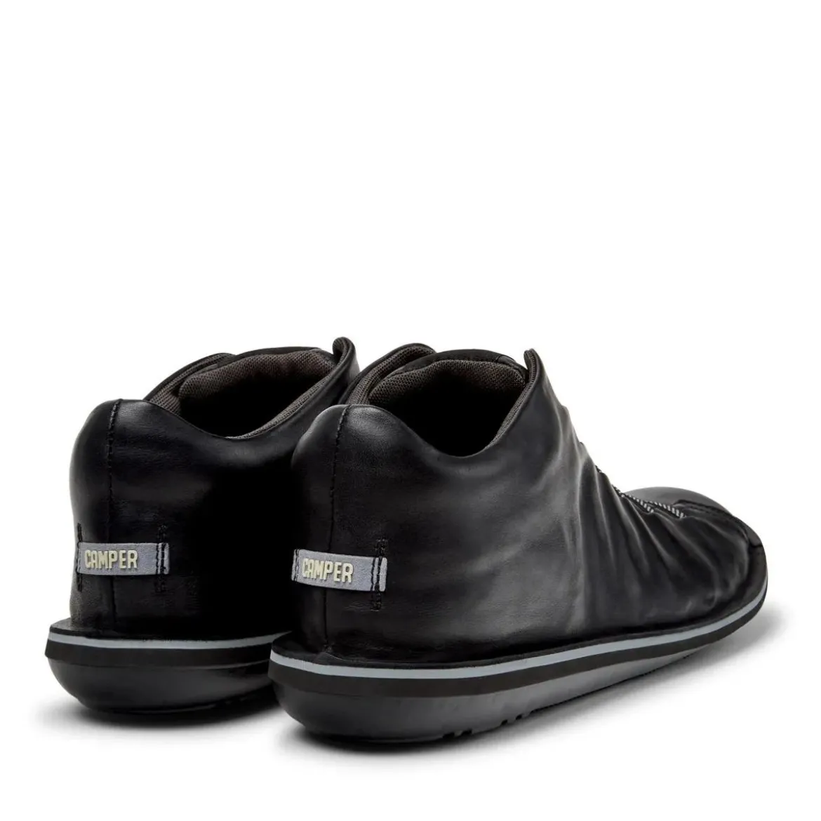 Camper Eine Camper-Ikone, die sich mit jeder Saison weite multicolor Low-Top-Sneaker