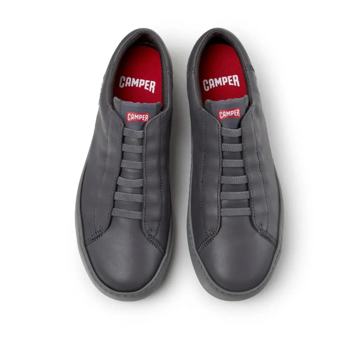 Camper Peu Touring ist eine sportliche und zeitgenössisch mittel-grau Low-Top-Sneaker