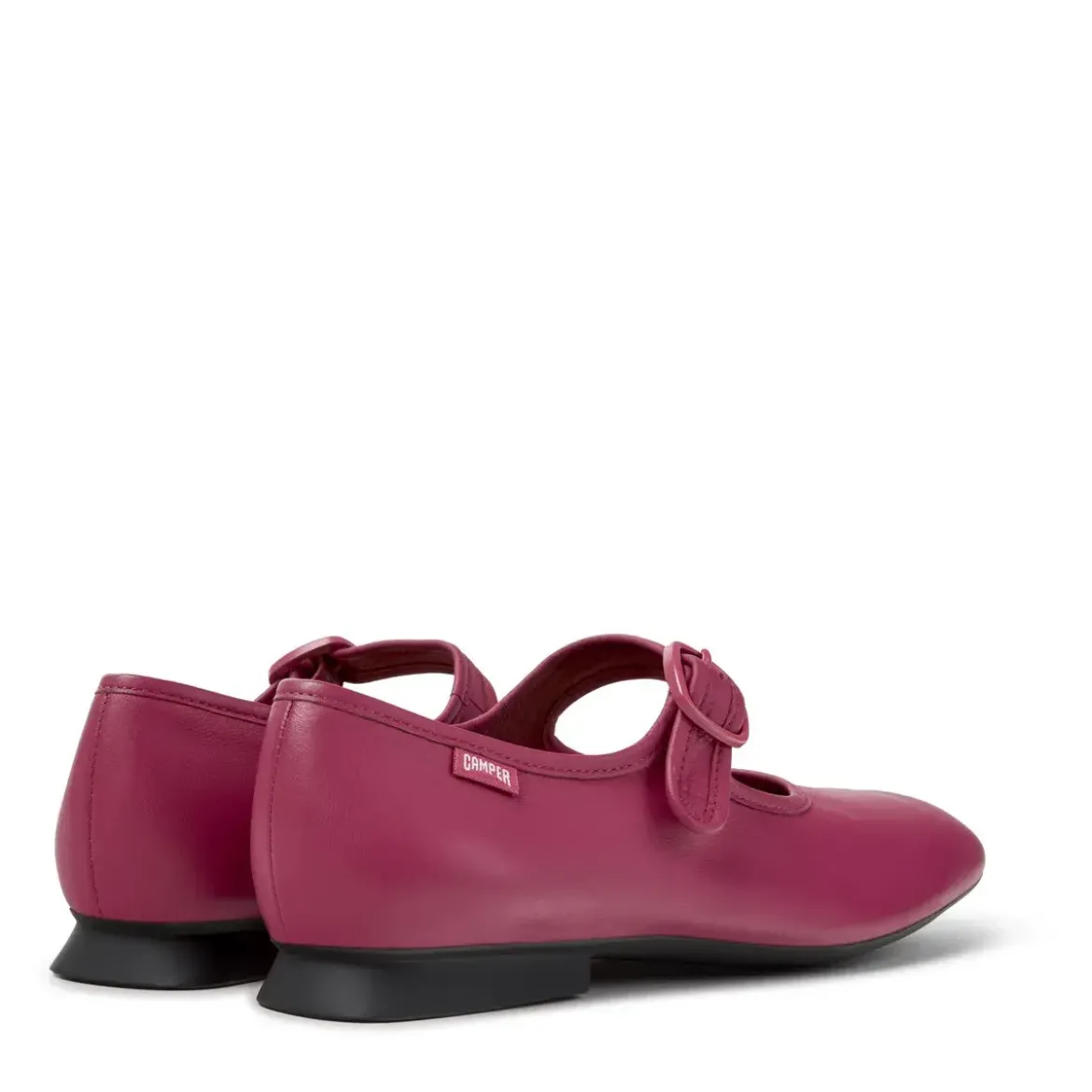 Camper Unsere feminine Linie Casi Myra besticht durch ein magenta Ballerinas