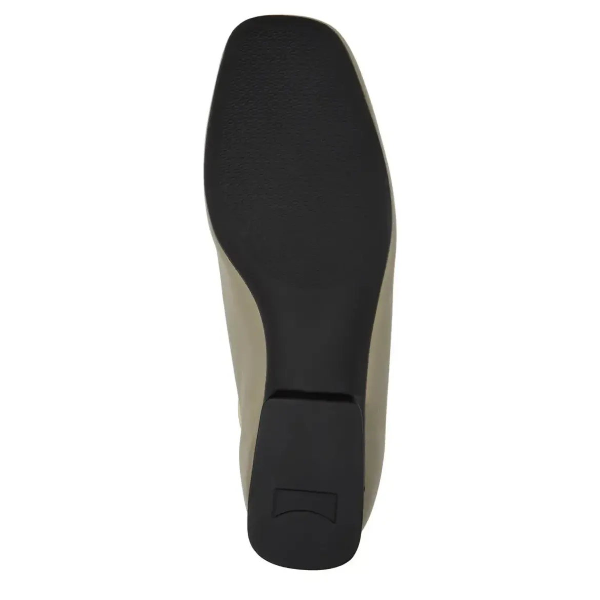 Camper Unsere feminine Linie Casi Myra besticht durch ein nude Schnürschuhe
