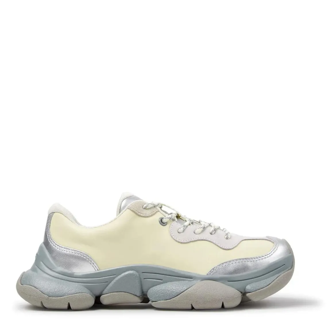 Camper Wir präsentieren die nächste Generation des Karstmulticolor Low-Top-Sneaker