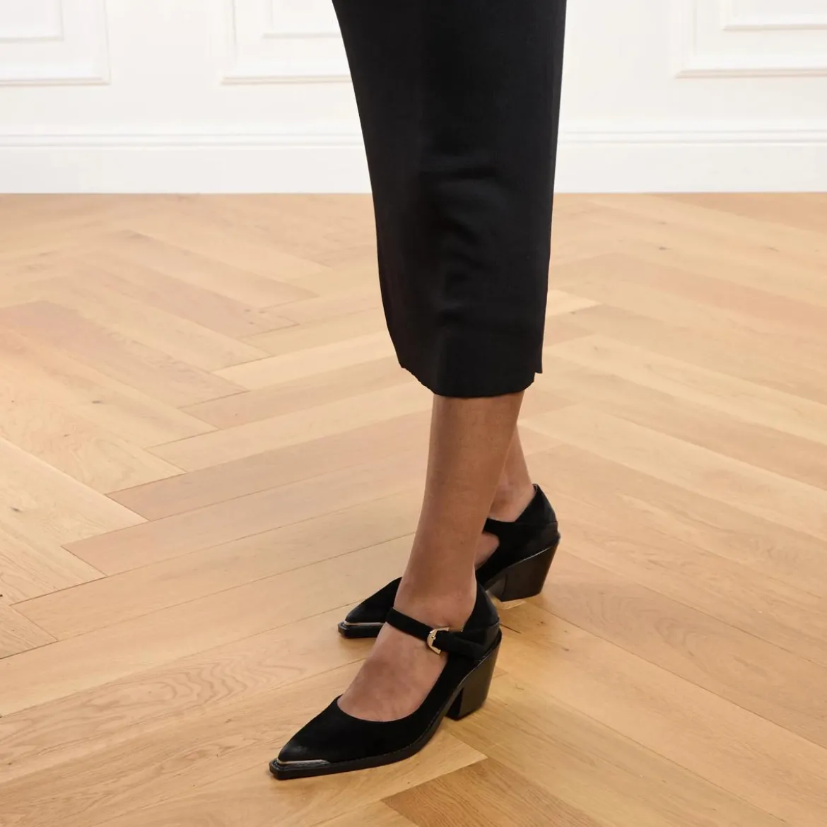 Coccinelle Coccinelleconnie Suede Vi Noir Mary Janes