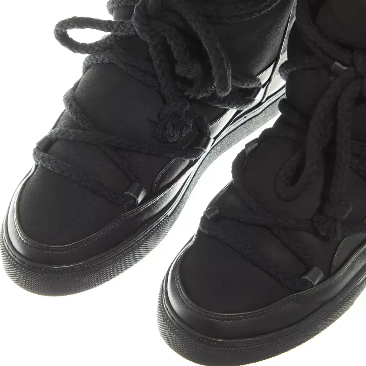 INUIKII Classic Wedge Black Winterboots