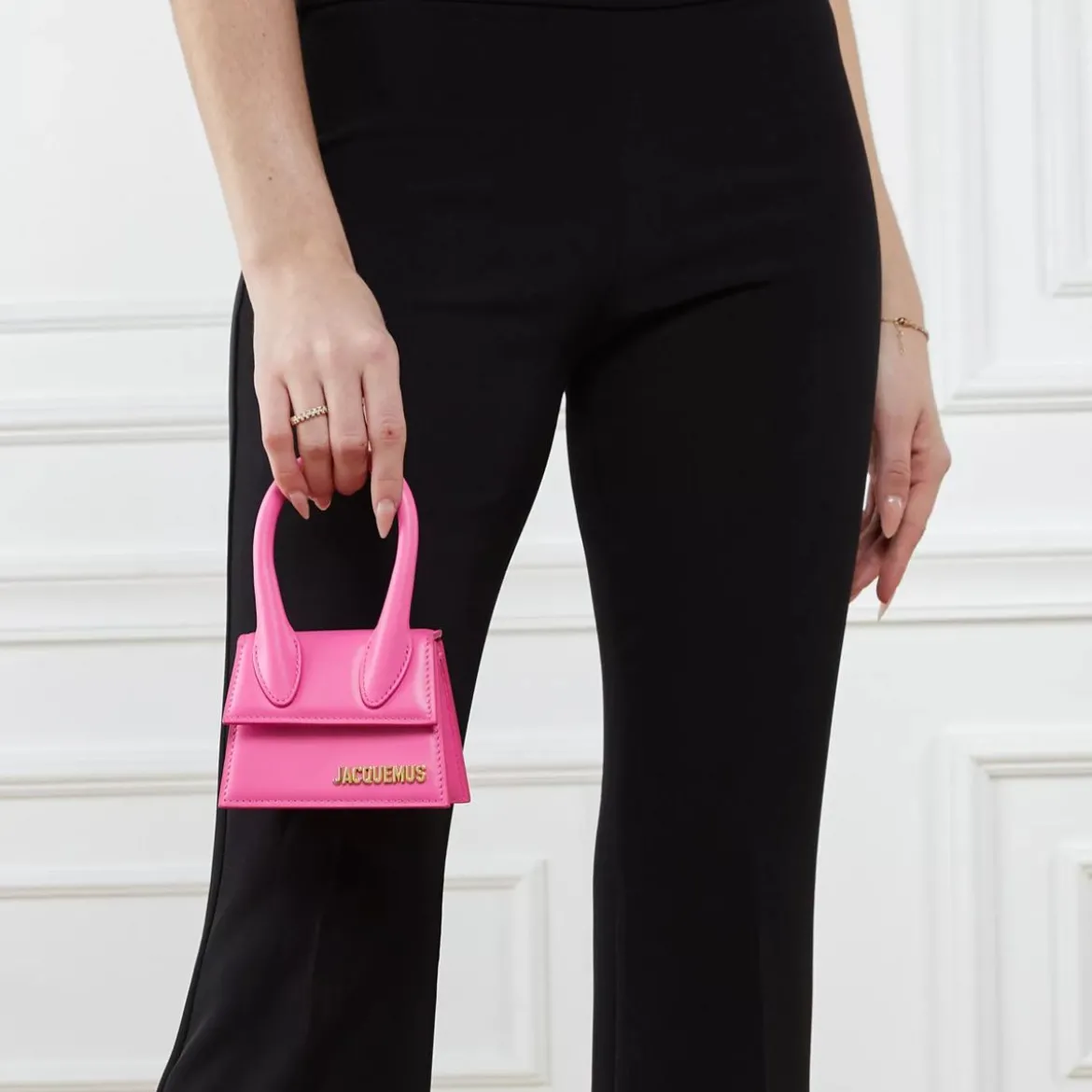 Jacquemus Le Chiquito Neon Pink Mikrotasche