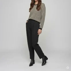 Marc Aurel Der besondere Charakter dieses Pullovers entstehtbeige Pullover