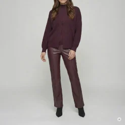 Marc Aurel Diese Strickjacke im Blazer-Look aus Halbpatent-St lila Strickjacke