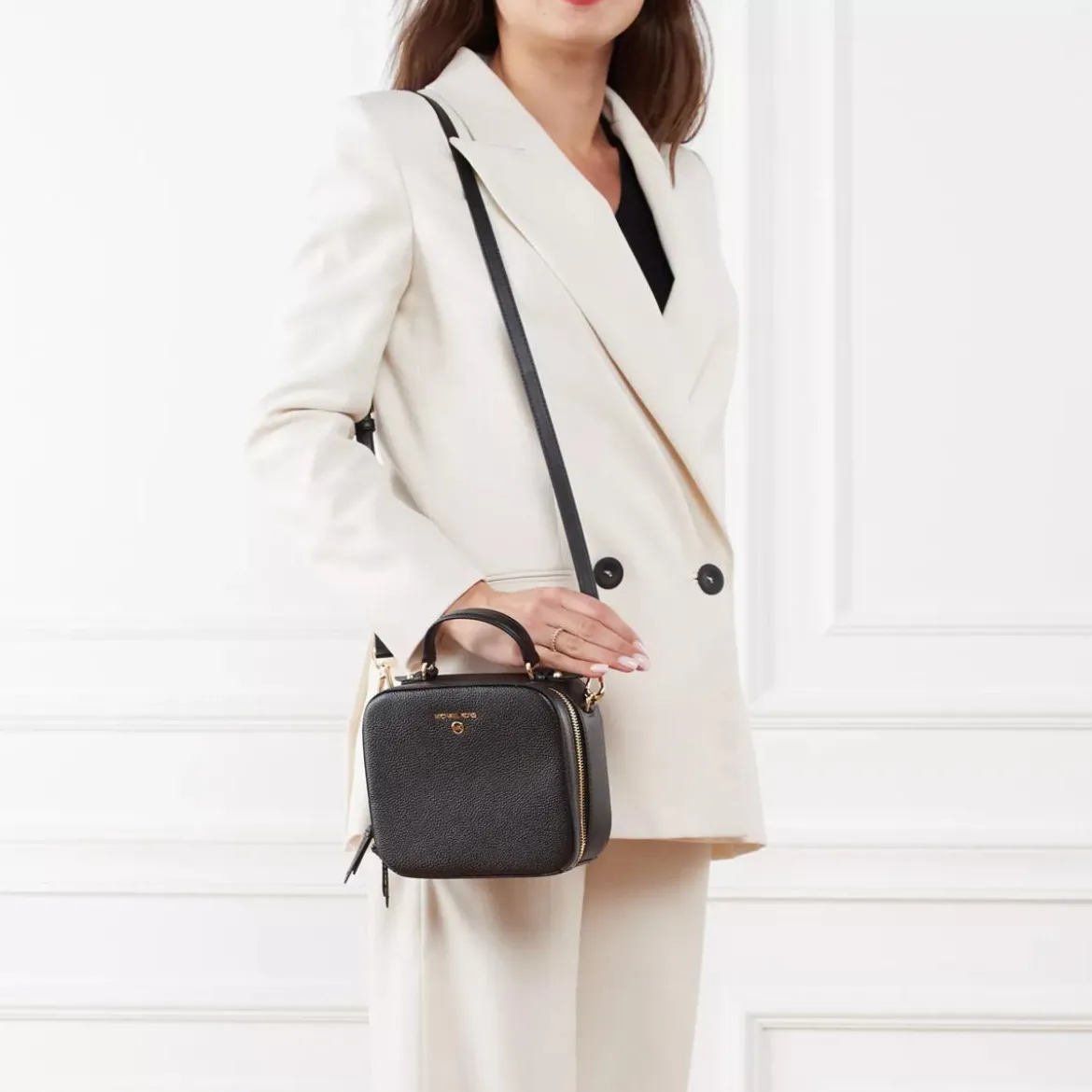 MICHAEL Michael Kors Medium Crossbody Black Camera Bag