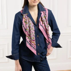 Moschino 100% Silk Twill H. Prt. Square Moschino Multicolored Leichter Schal