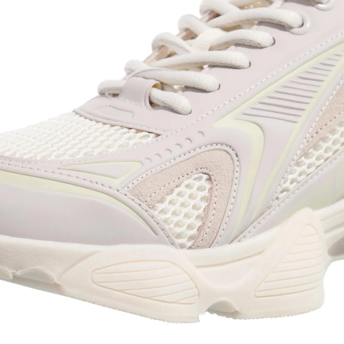Steve Madden Speedster-E Silver Coin Low-Top-Sneaker