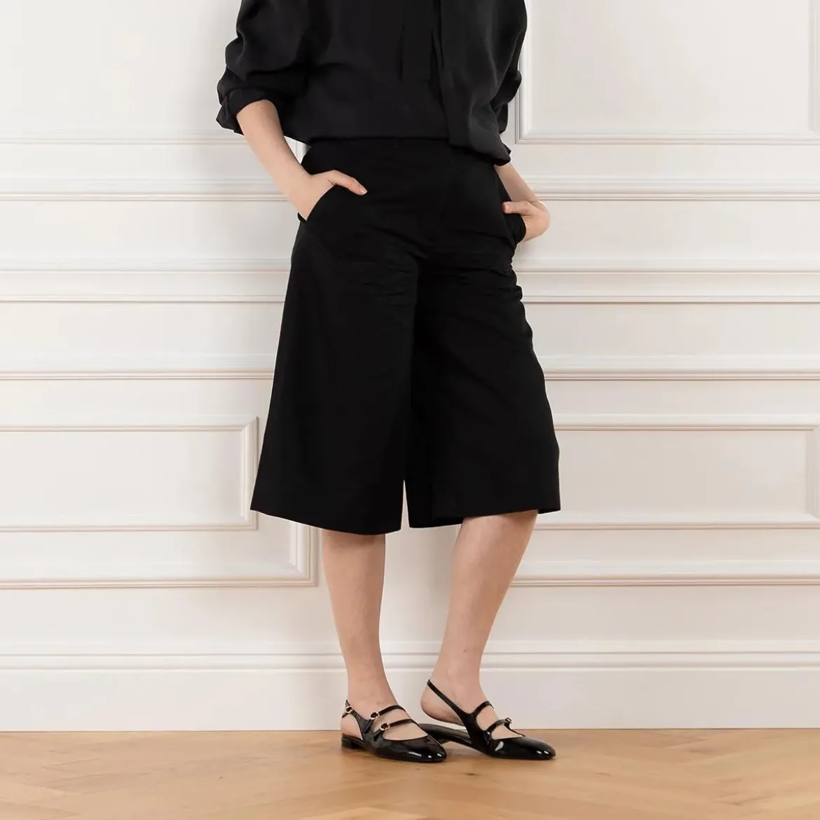 Stuart Weitzman Benni Mj Slingback Black Ballerinas