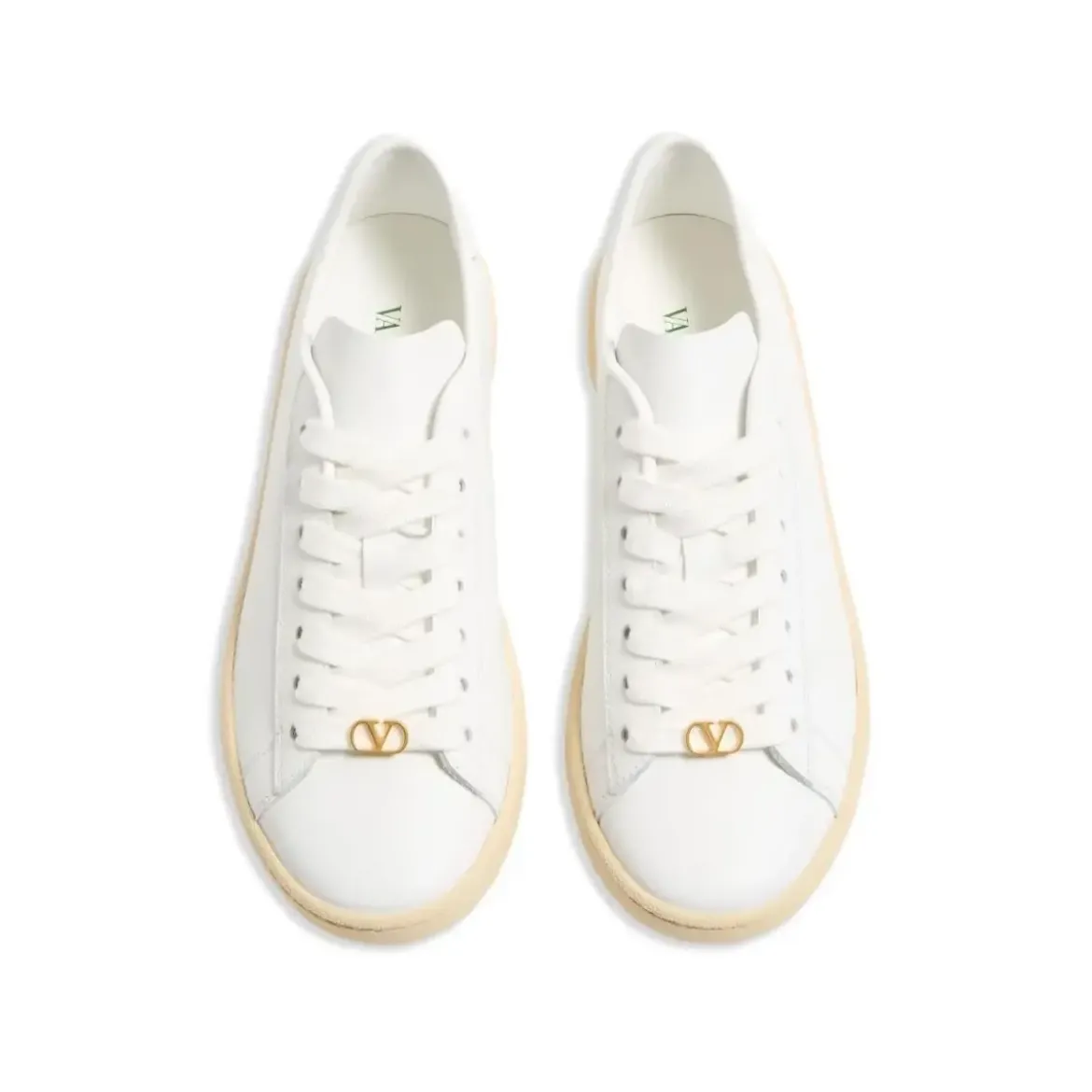 Valentino Garavani Low-Top Sneakers With Textured Sole And Chic Accen White Schnürschuhe